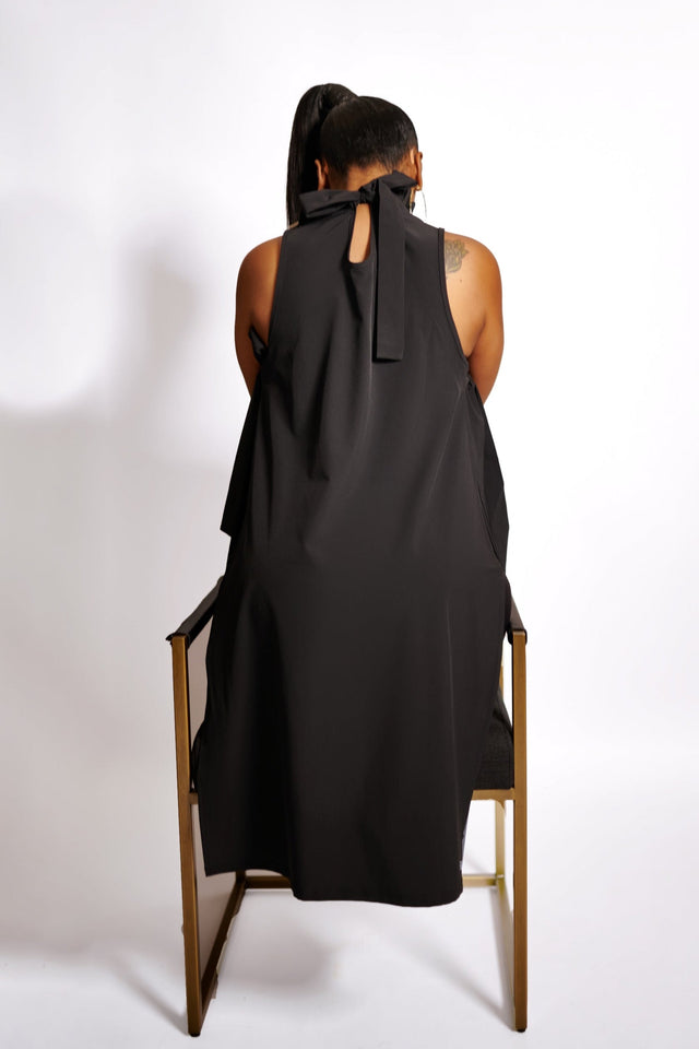 April Daniels SS23 Black Apron Top - SewSewYou