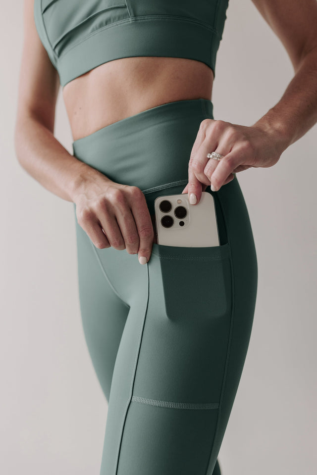 Elevate SS22 Comeback Green Bay Leggings - SewSewYou