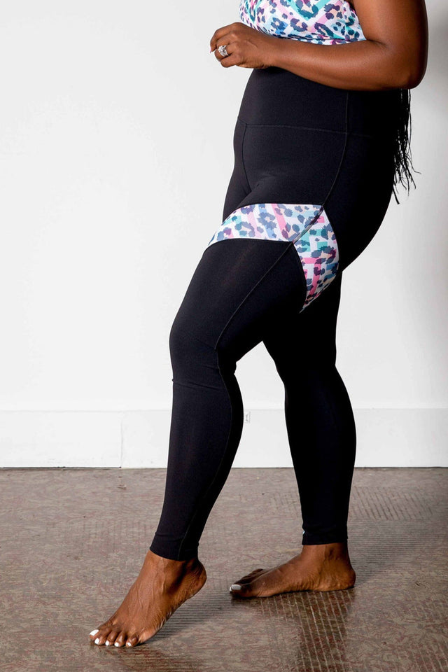 GFix Active Freedom SS22 Black Leggings w/ Printed Leg Panel - SewSewYou