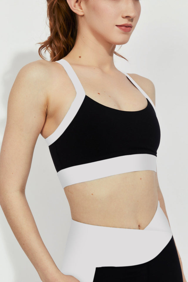 Melissa Becraft SS23 Comeback Black/White Sports Bra - SewSewYou