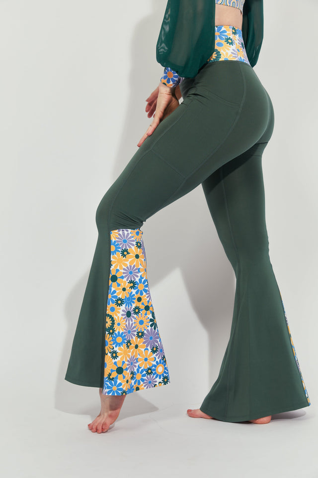 Melissa Becraft SS23 Comeback Green/Print Flare Leggings - SewSewYou